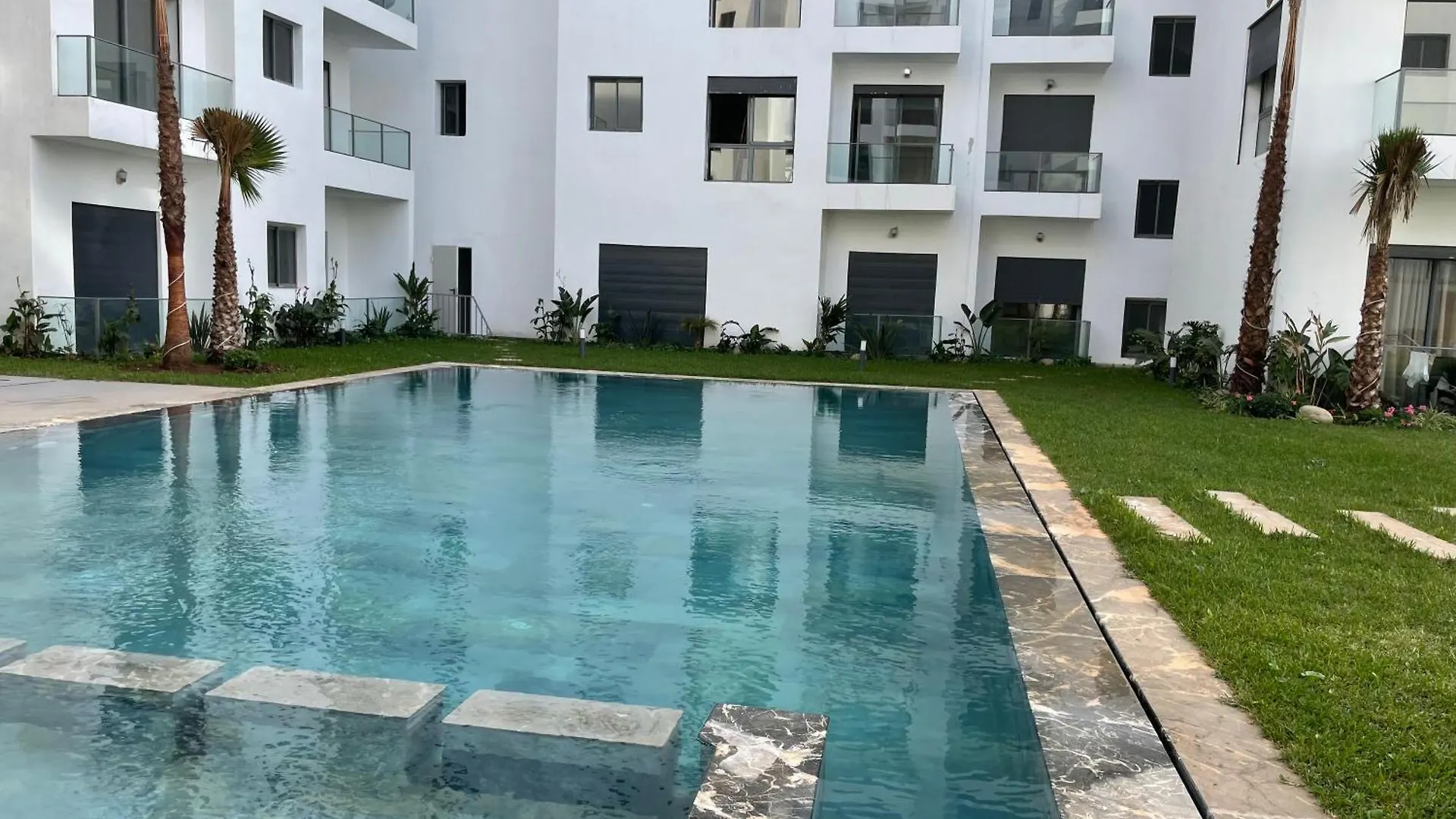 Glourios Apartment Casablanca